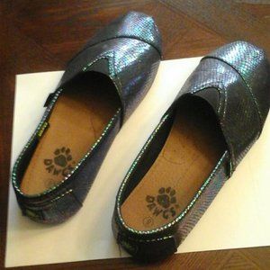 DAWGS Kaymann Iridescent Loafers